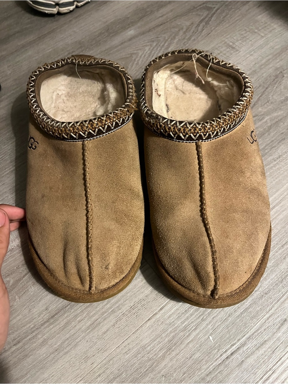 UGG Men’s Tan Suede Shearling Slip-On Clogs